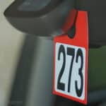 ID genummerde sleutellabels 4-delige set. spiegelhanger met nummer rood