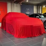 Onthullingsdoek rood afleverdoek onthullingshoes