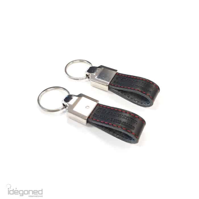 PO2260 sleutelhanger lus kunstleer met rood stiksel