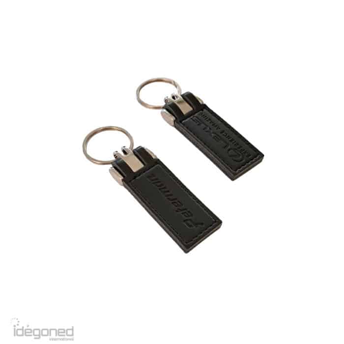 Sleutelhanger zwart met blinddruk PO2510